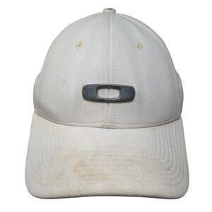 Oakley Logo Fitted Baseball Hat White Medium A-Flex Solid Vent Holes